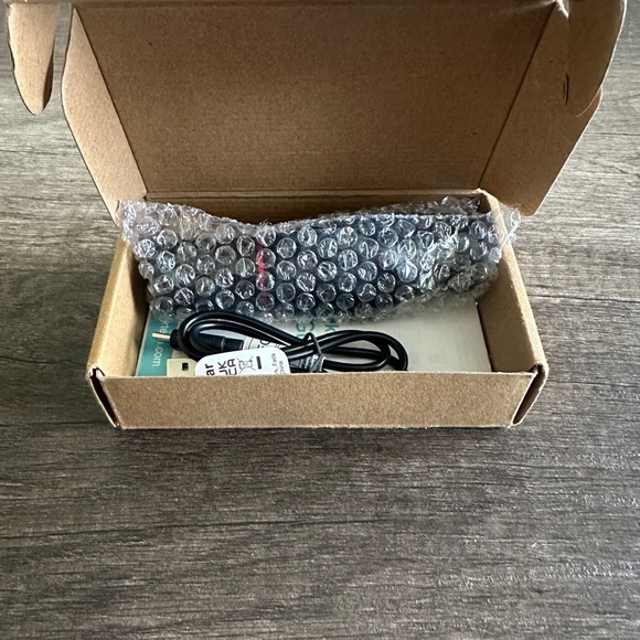 Blukar Flashlight Rechargeable Bright Small Flashlight
New - Picture 8 of 9